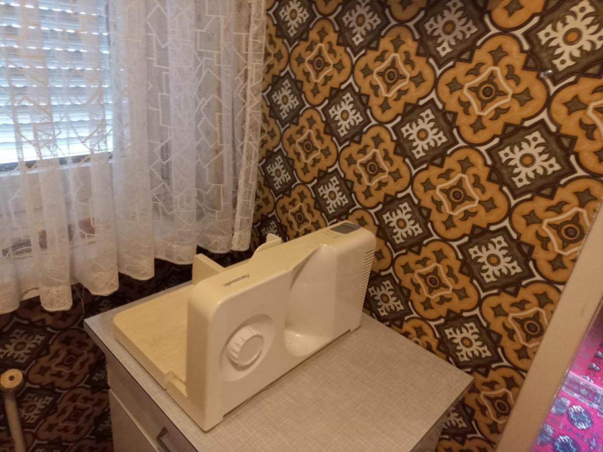 Ferienwohnung ,,Wohnen Wie Zu Grossmutter'S Zeiten'' Вена Экстерьер фото