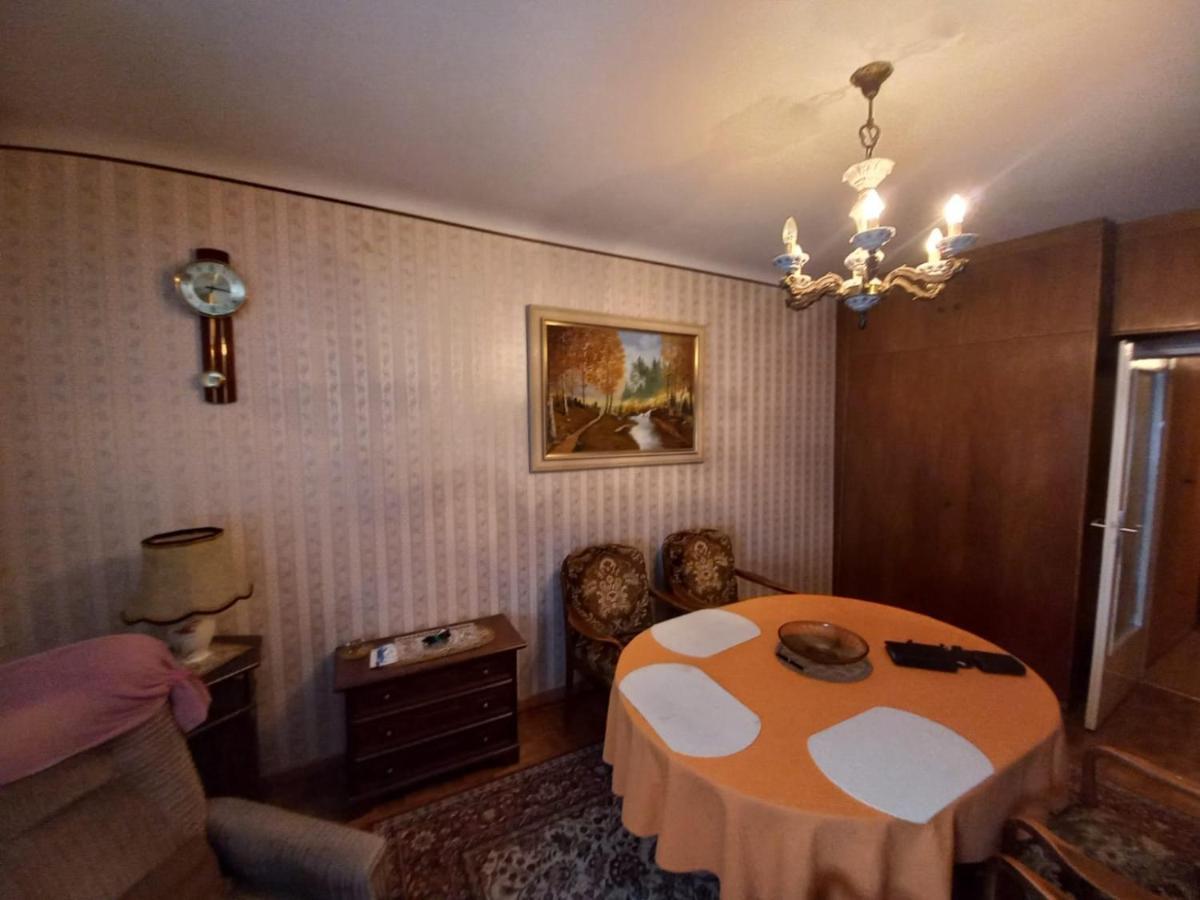 Ferienwohnung ,,Wohnen Wie Zu Grossmutter'S Zeiten'' Вена Экстерьер фото